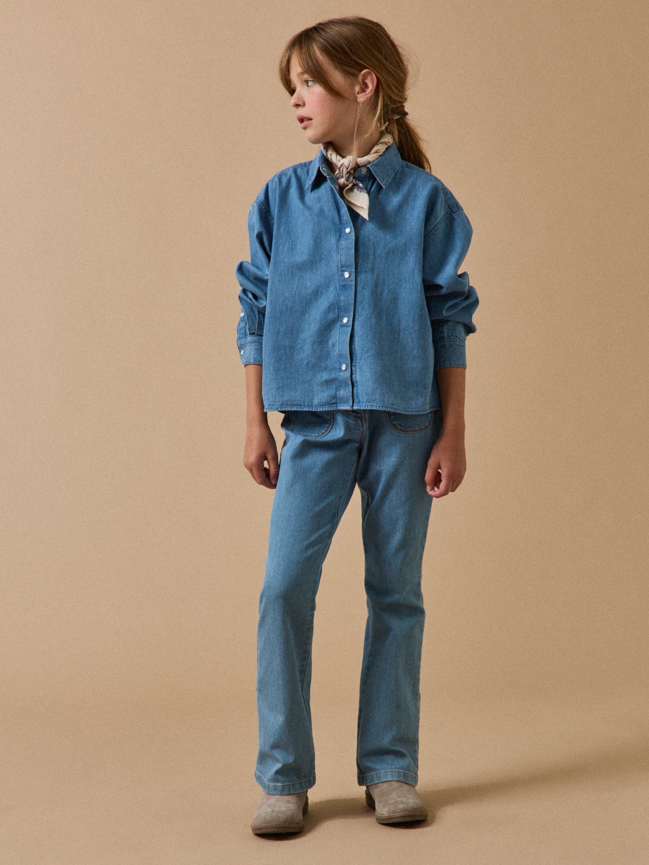 Meisjeshemd in light denim