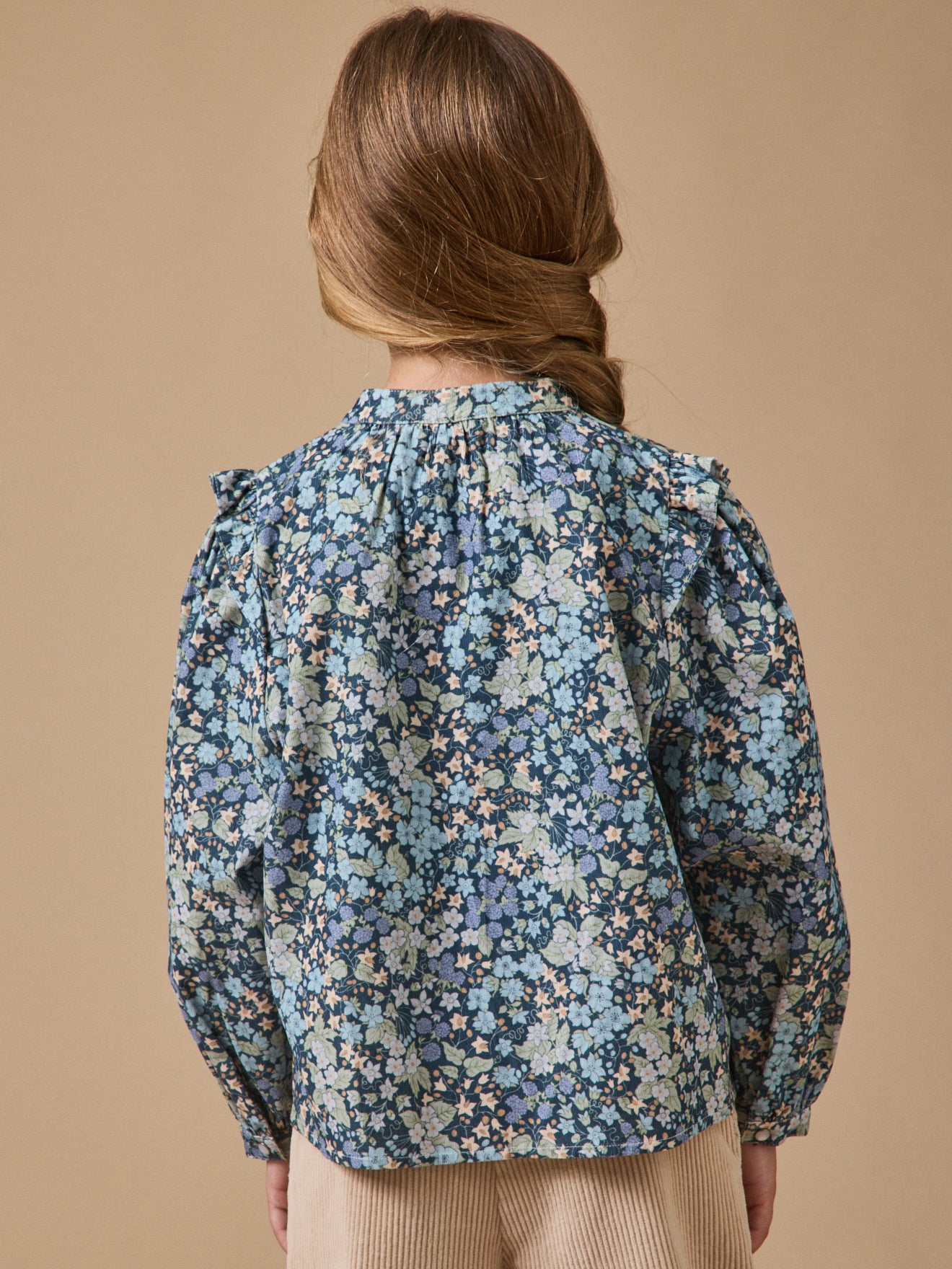 Meisjesbloes in velours en Liberty-stof