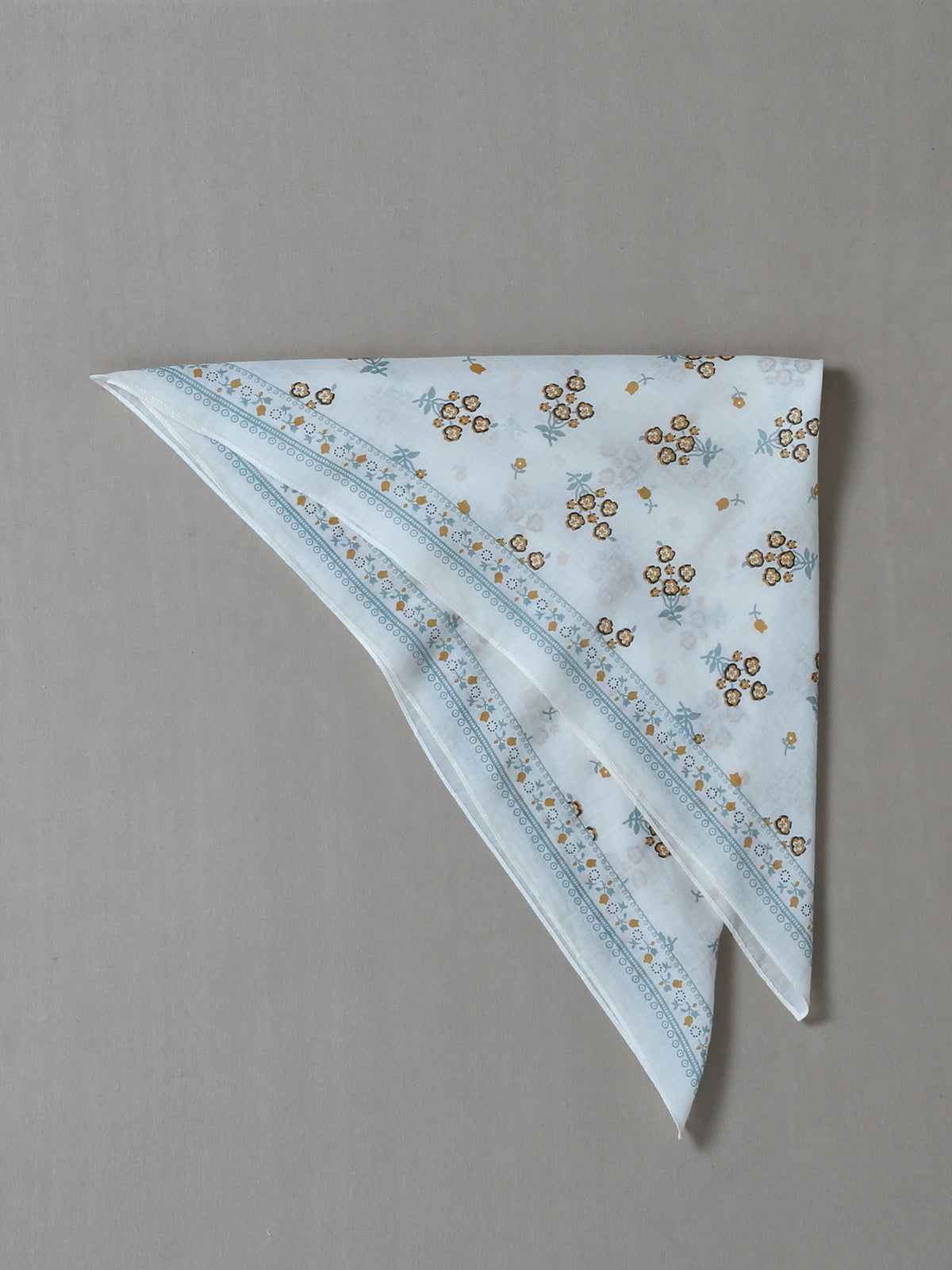 Meisjesbandana met boeketjes - Biokatoen