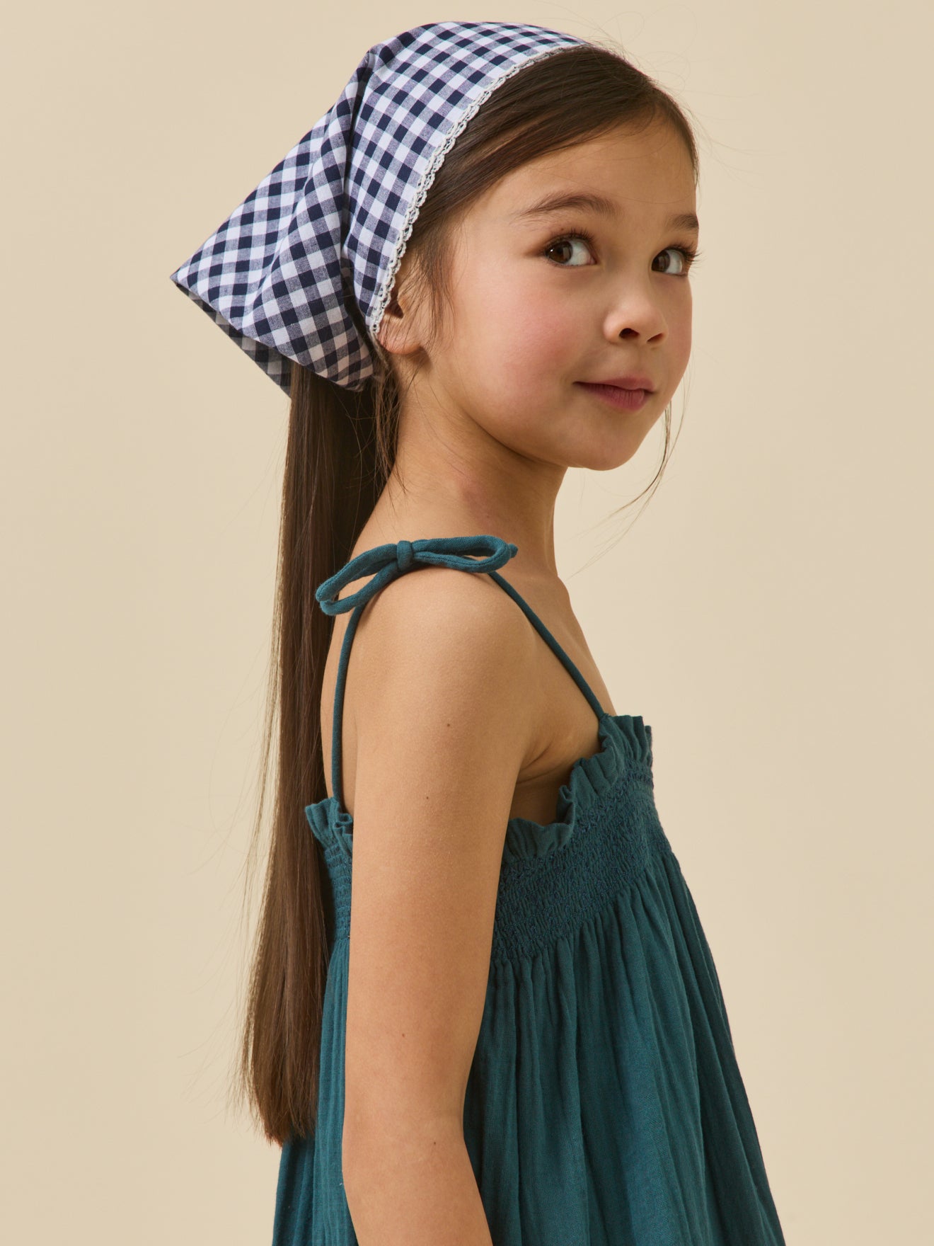 Meisjessjaaltje met vichyruitjes