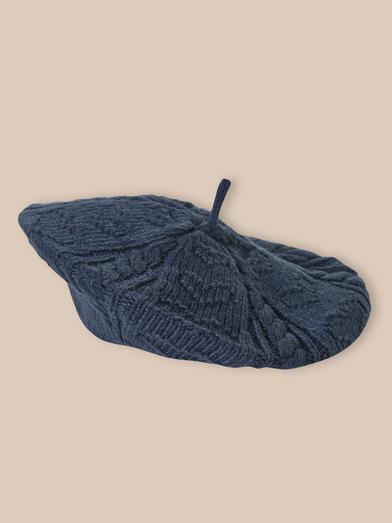 Meisjesbaret met kabelmotieven