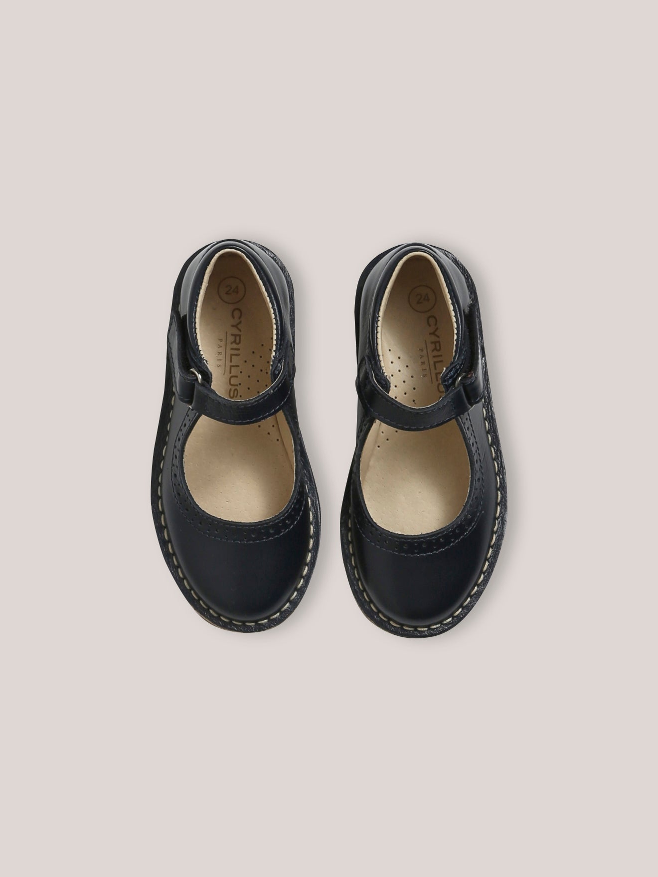 Leren babyschoenen met riempje