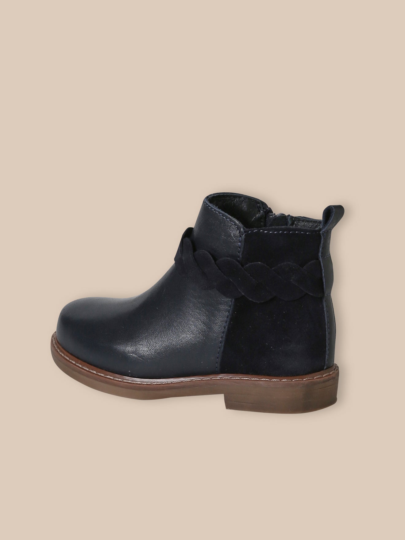 Leren meisjesboots met vlechtwerk