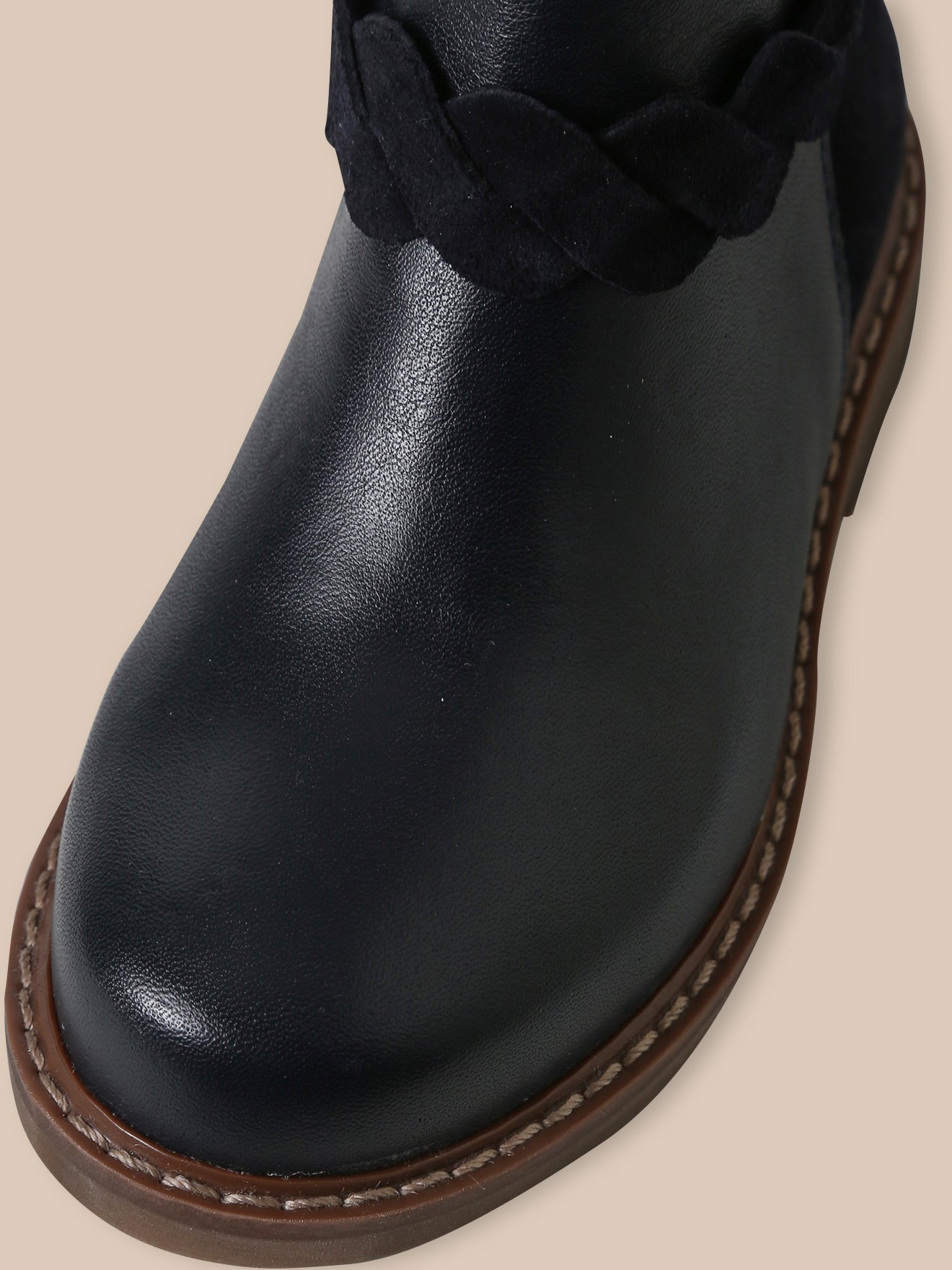 Leren meisjesboots met vlechtwerk