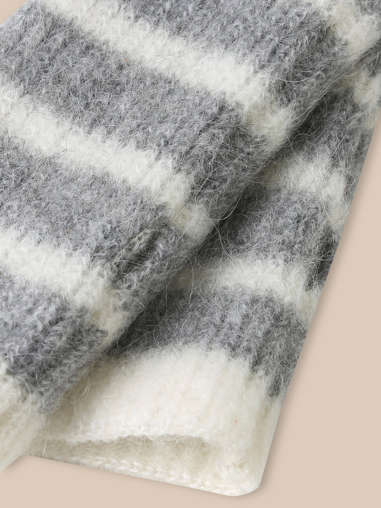 Gestreepte meisjesmitaines in wol en mohair