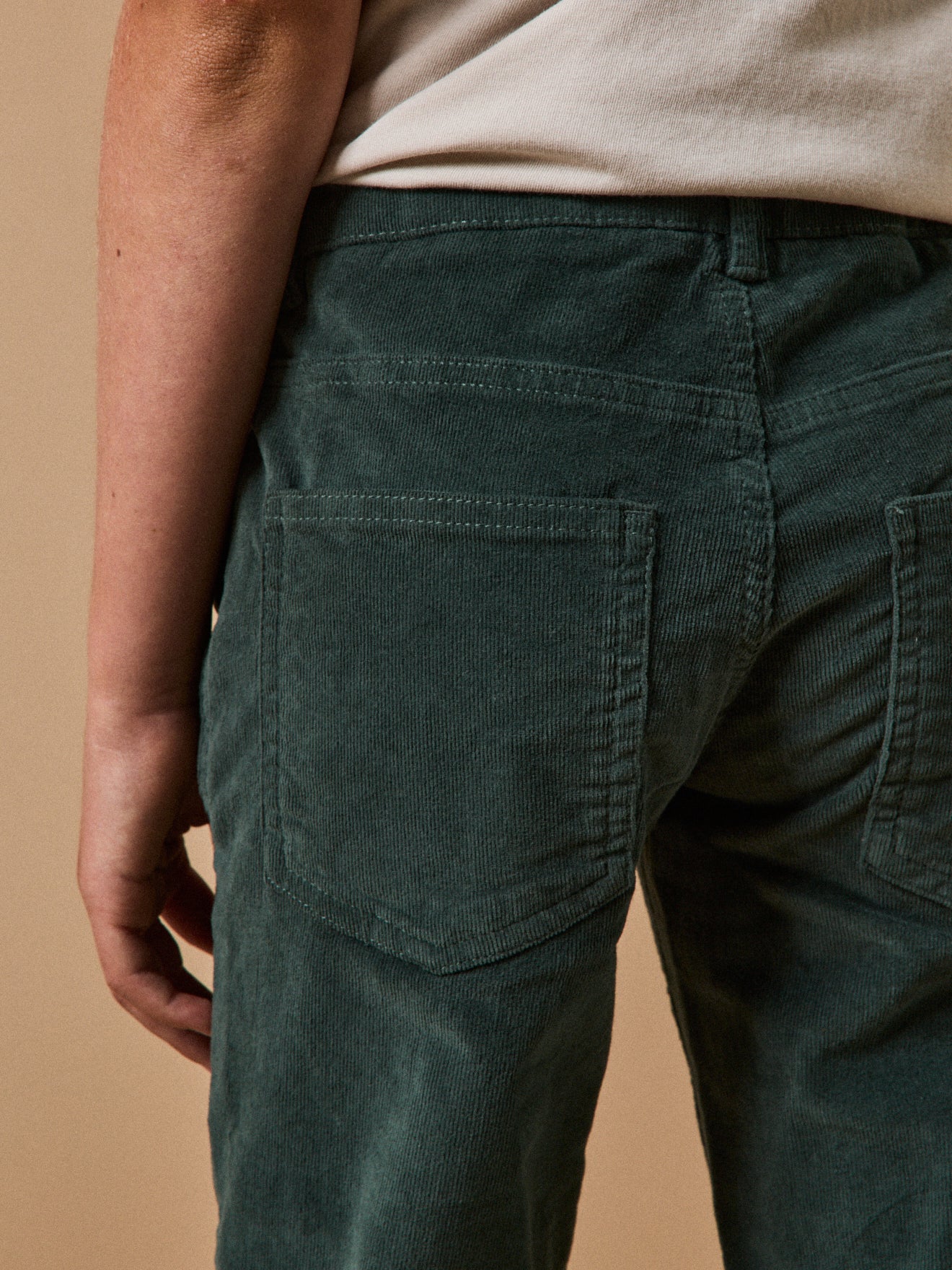 Slim fit jongensbroek in velours
