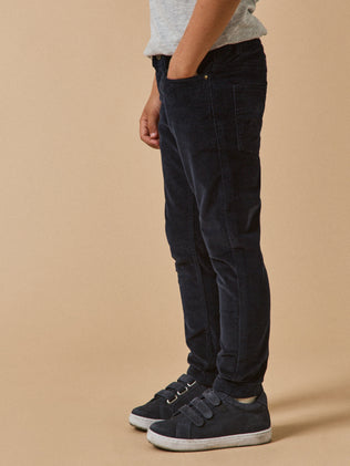 Slim fit jongensbroek in velours