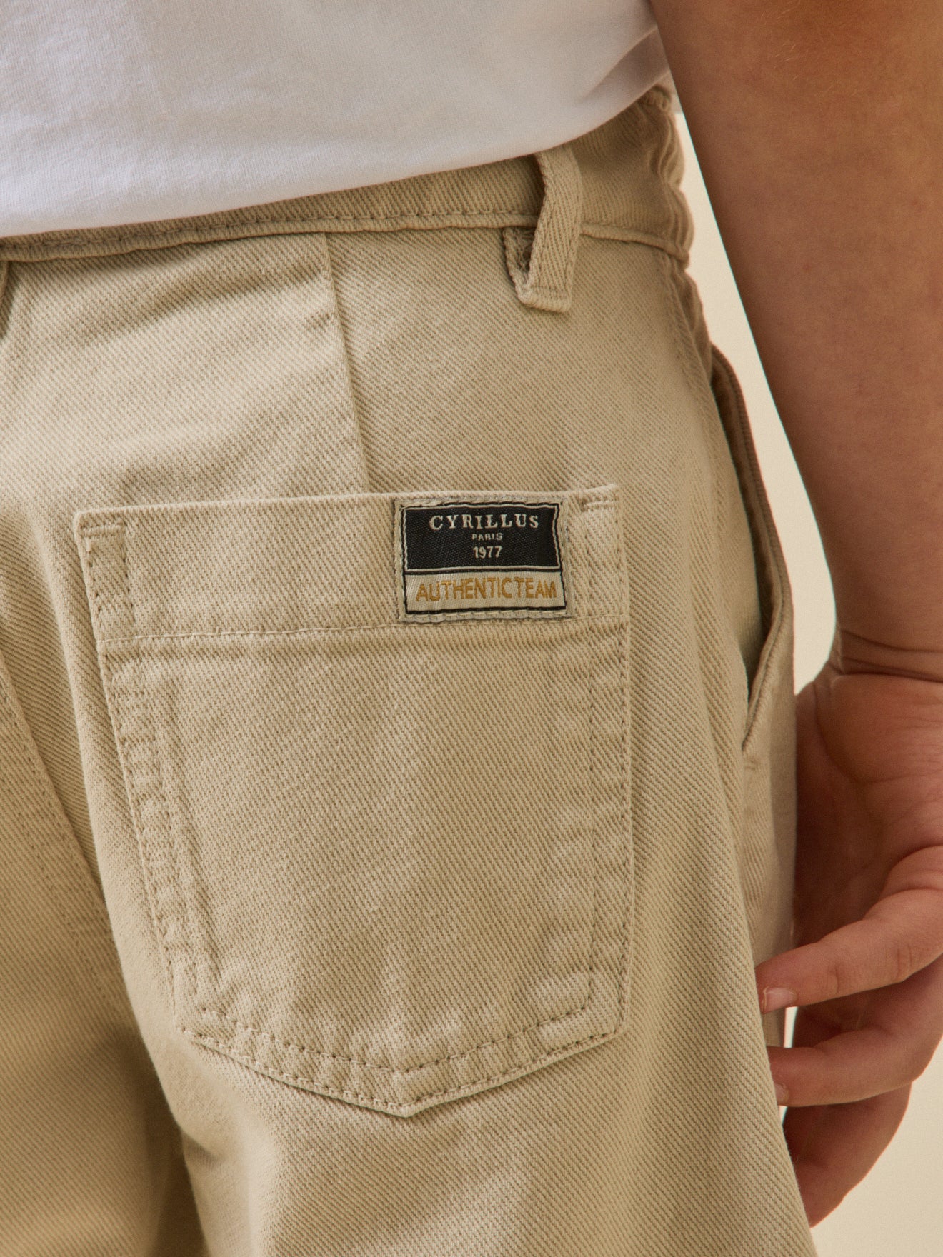 Jongensbermuda in gekleurd denim