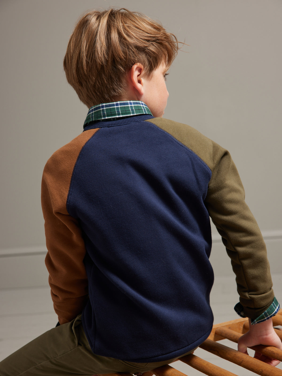 Jongenssweater met color blocks