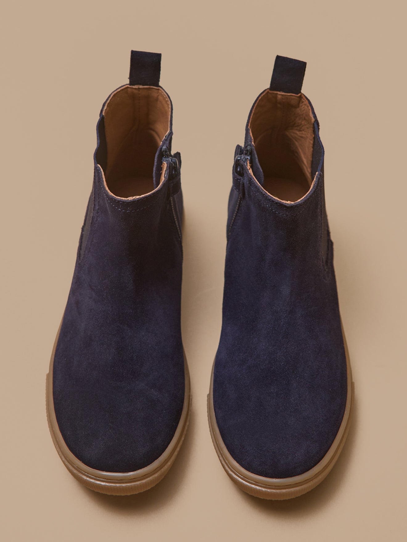 Chelsea jongensboots in suèdeleer