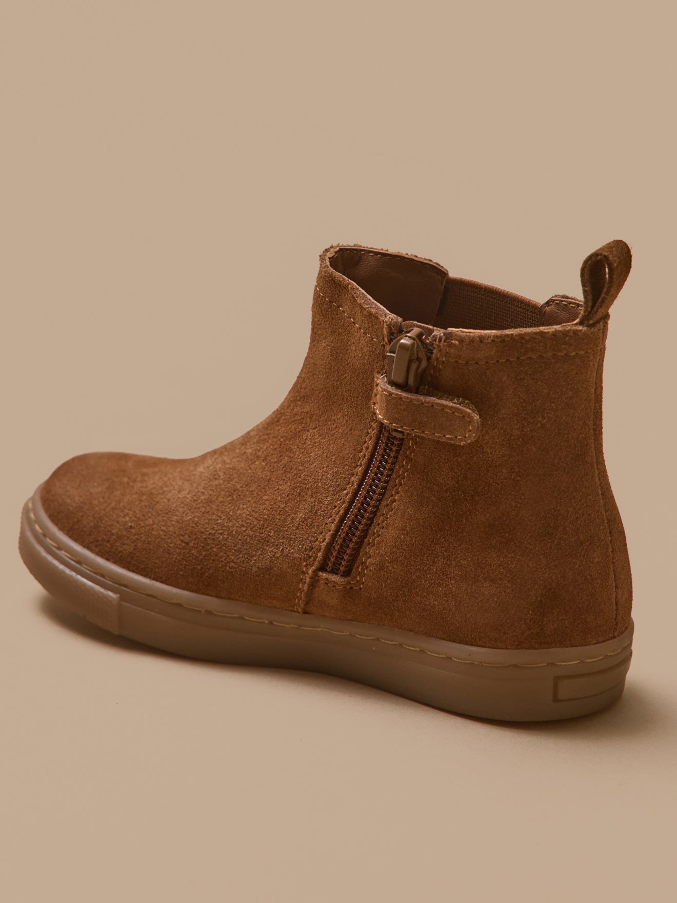 Chelsea jongensboots in suèdeleer