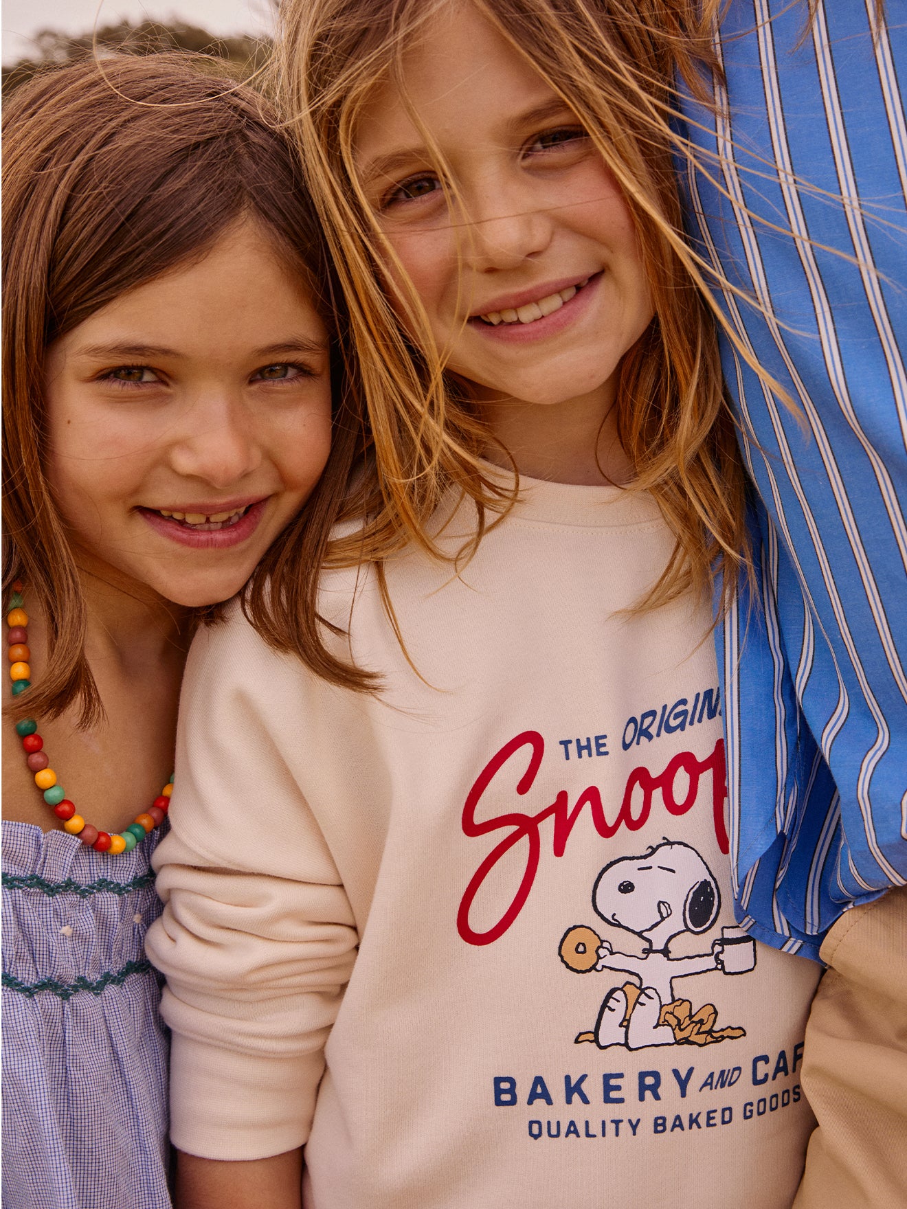 lookbook_P3_fille_sweat_snoopy_gros_plan_37270149-3d18-4a7f-b6b3-102673563522
