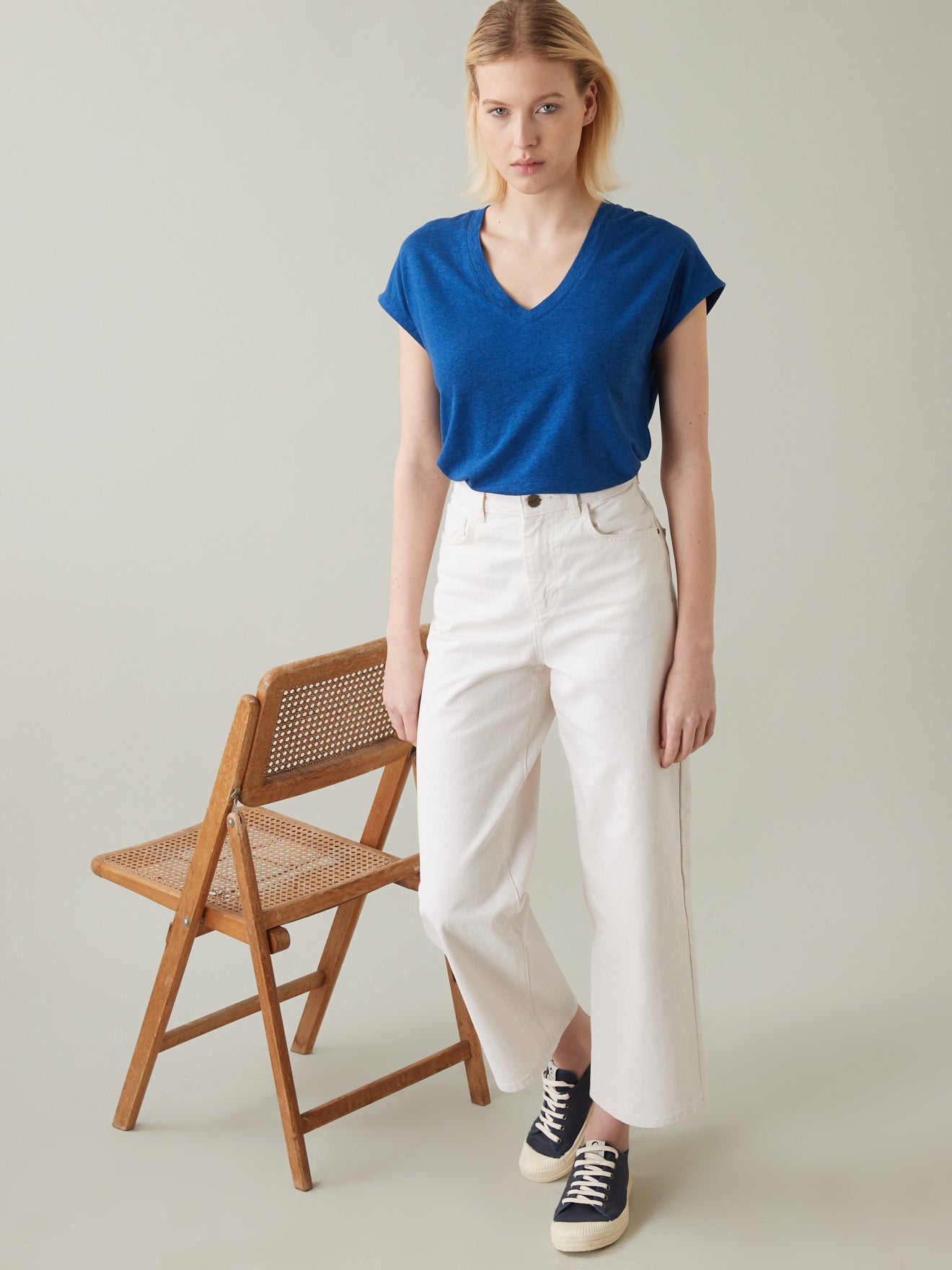 Damesshirt met V-hals in viscose en linnen