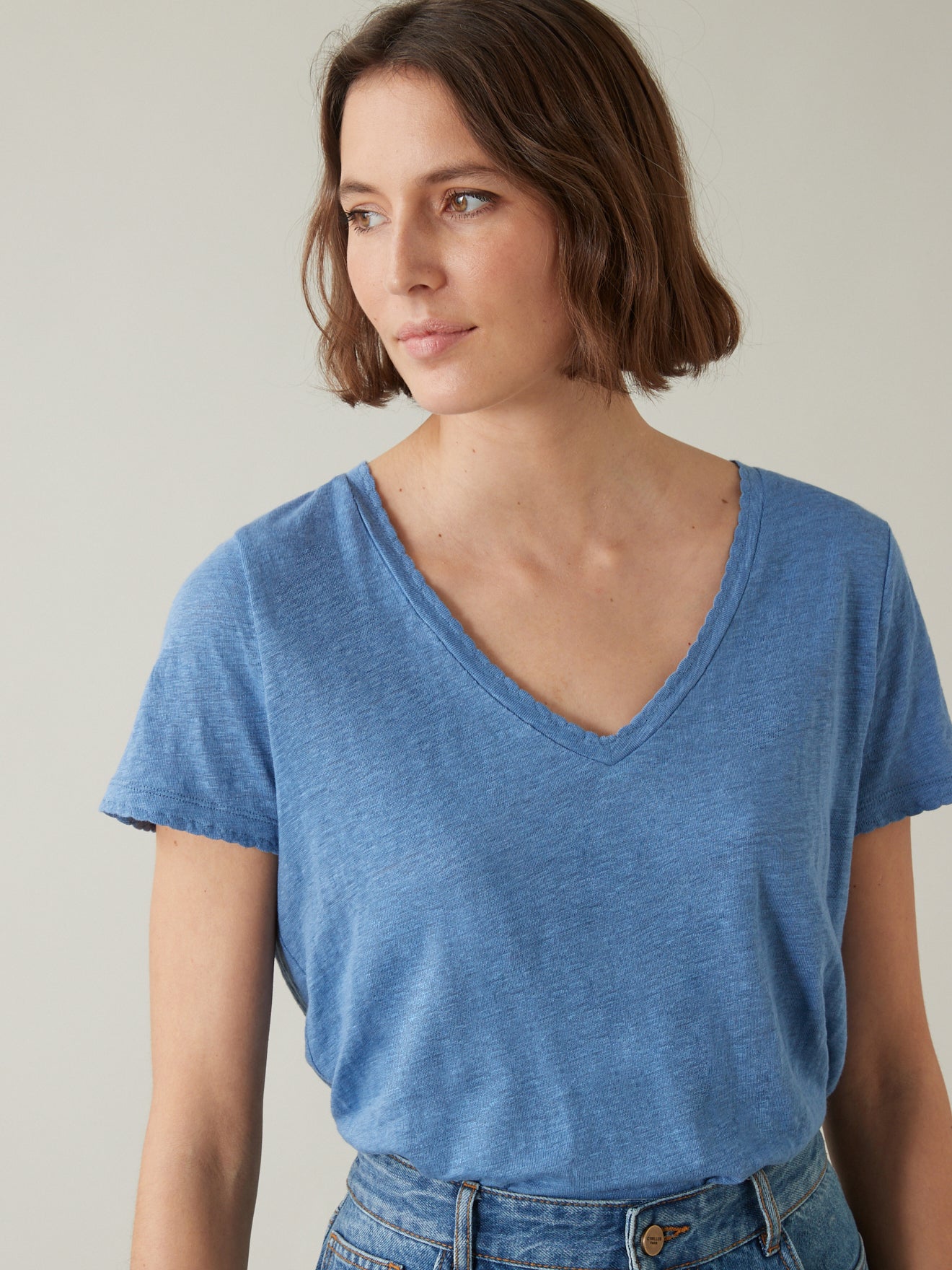 Linnen damesshirt met V-hals
