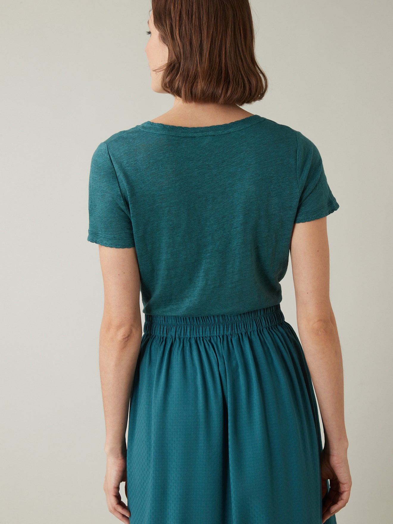 Linnen damesshirt met V-hals