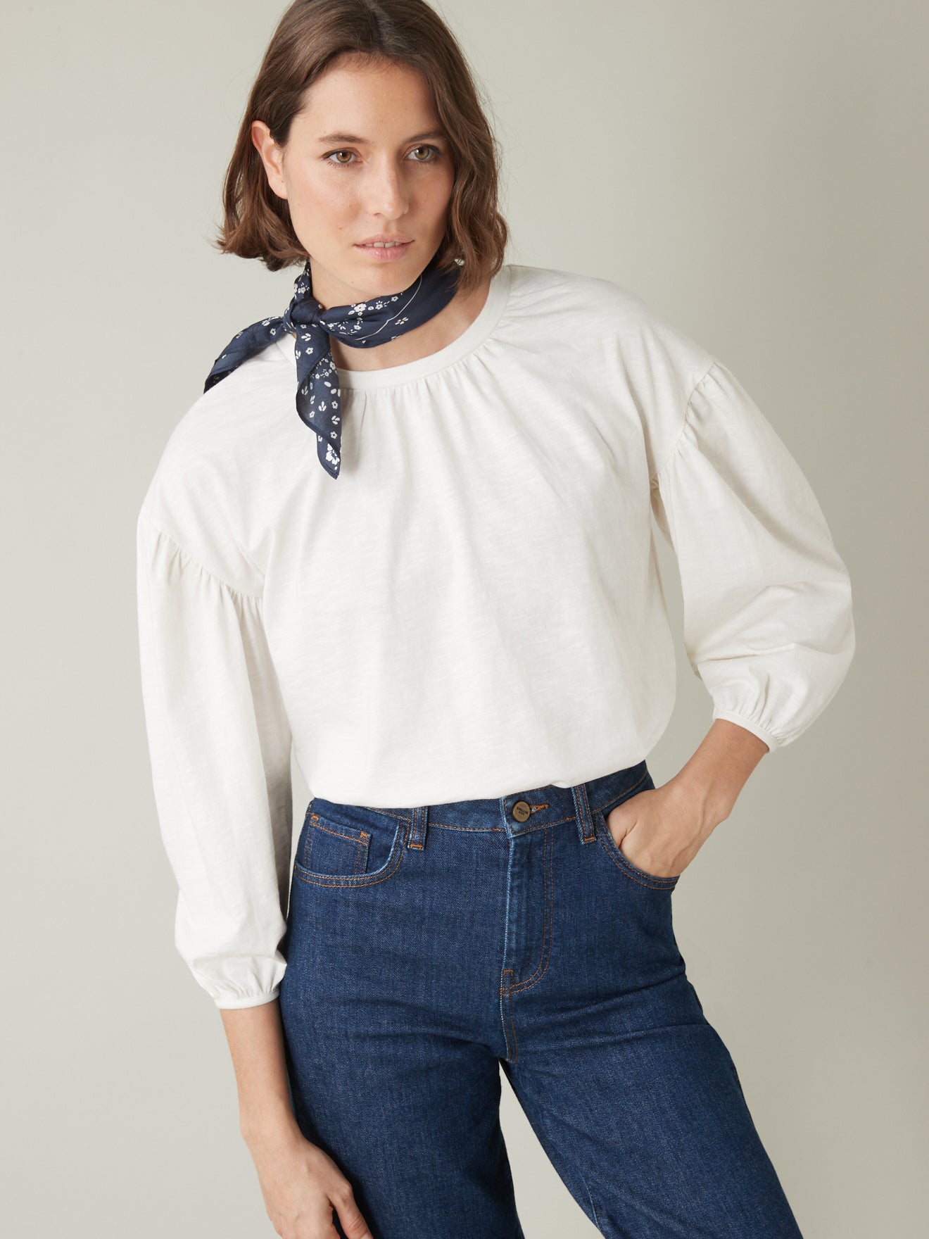 Damesshirt met ballonmouwen - biokatoen
