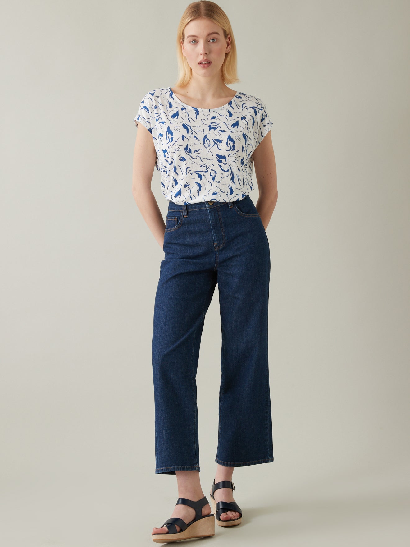 Damesshirt in linnen en viscose met Iris-print