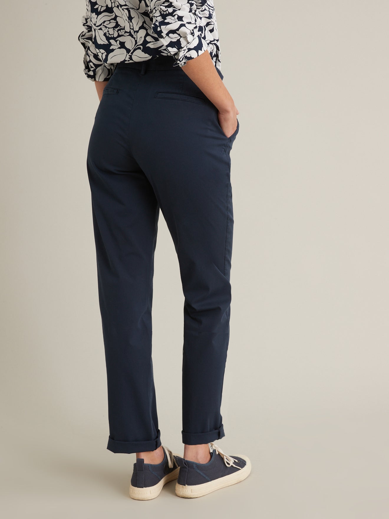 Chino femme en coton stretch