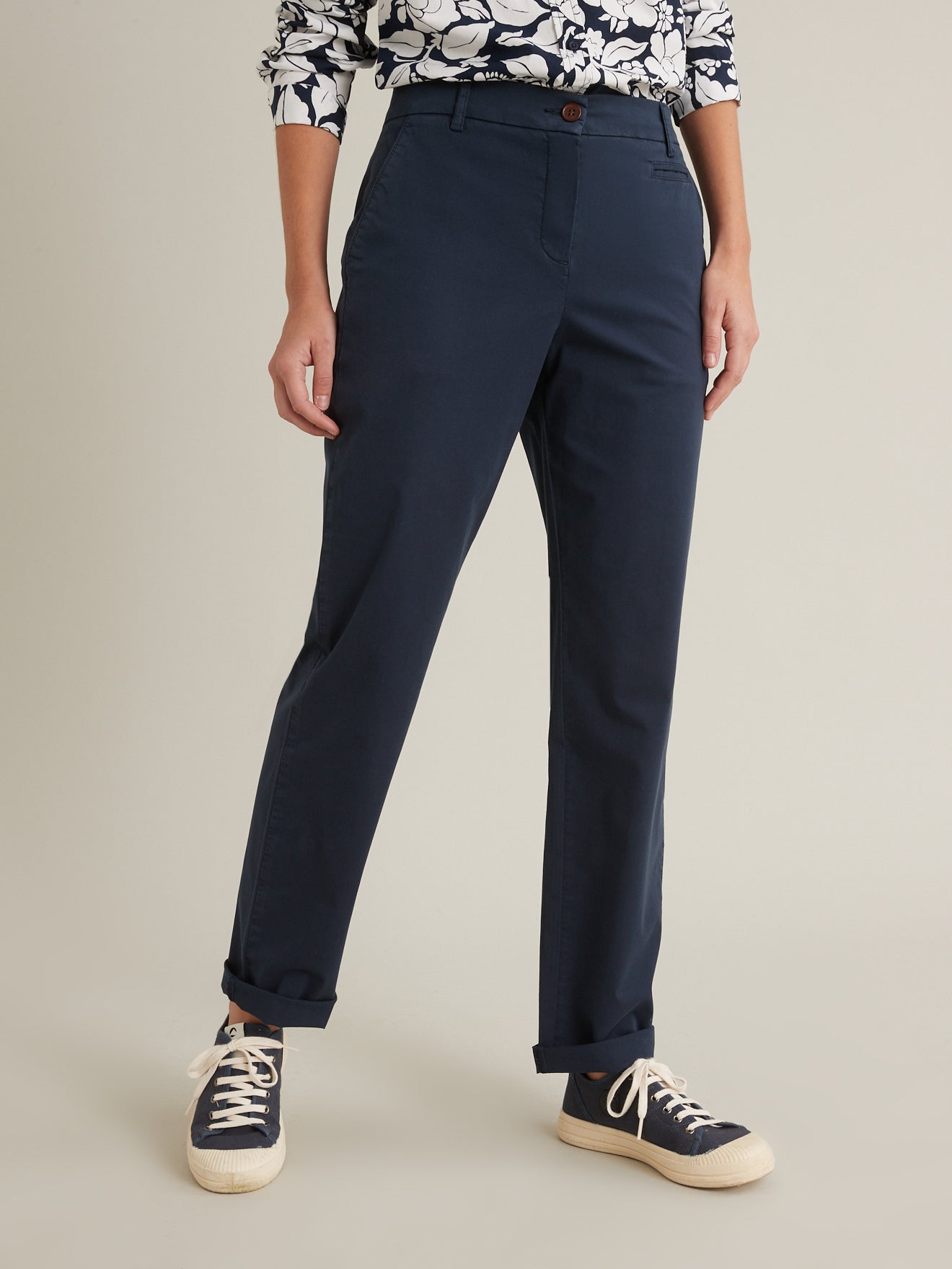 Chino femme en coton stretch