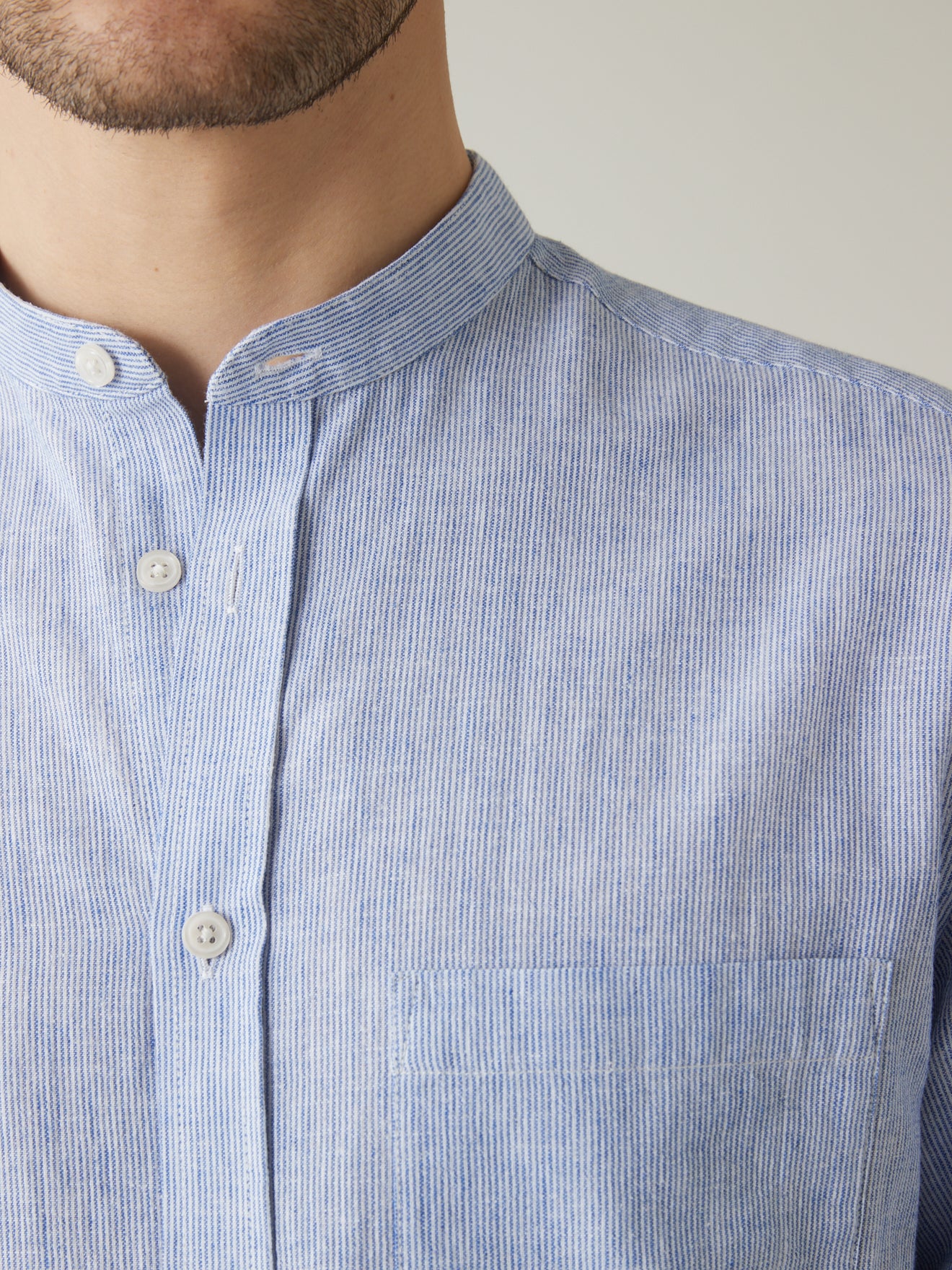 Chemise col mao Slim Fit coton et lin rayé homme