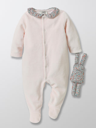 Baby-cadeaubox: slaappakje in velours en Liberty-stof + knuffel