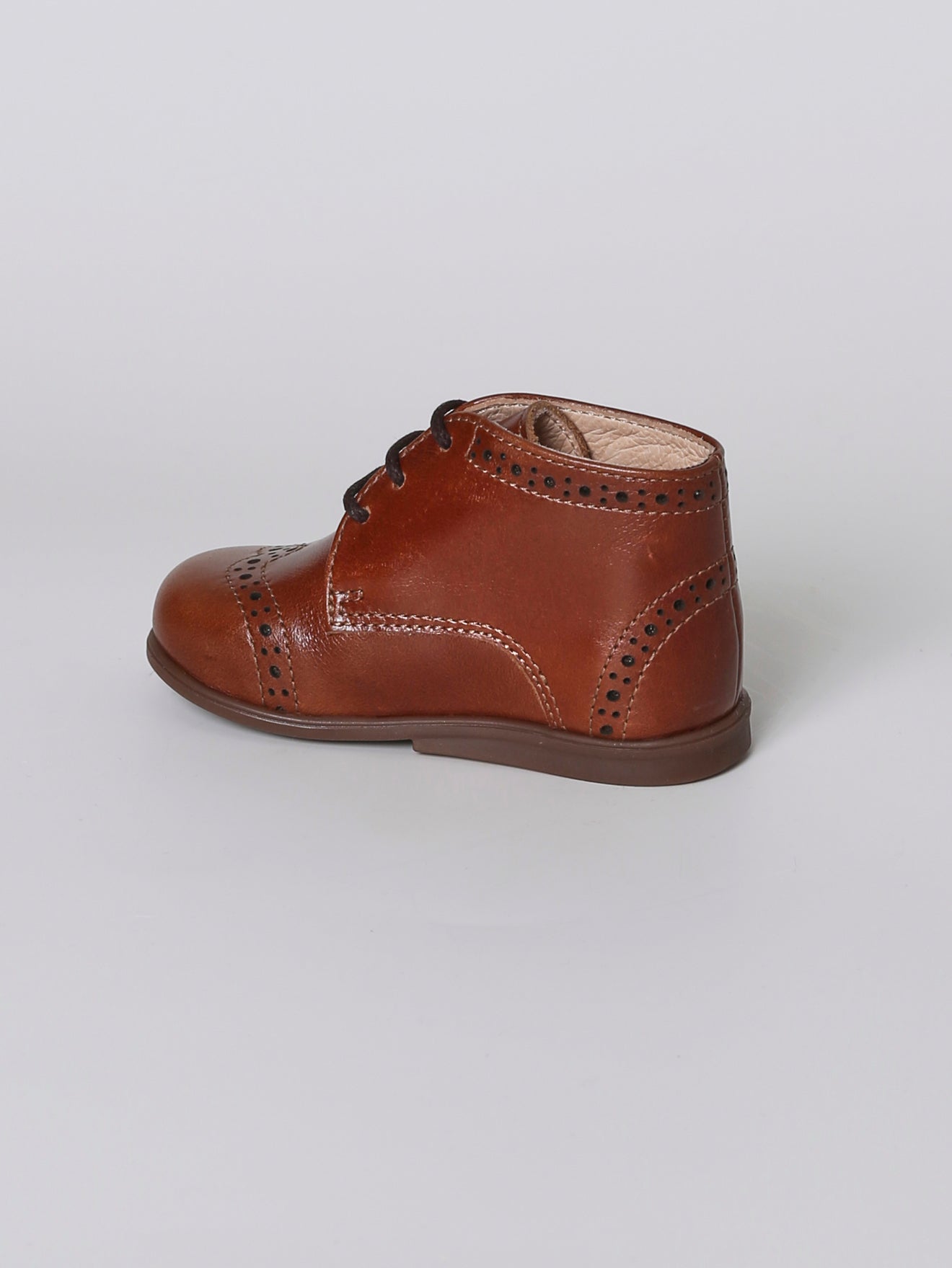 Bottines bout fleuri en cuir bébé